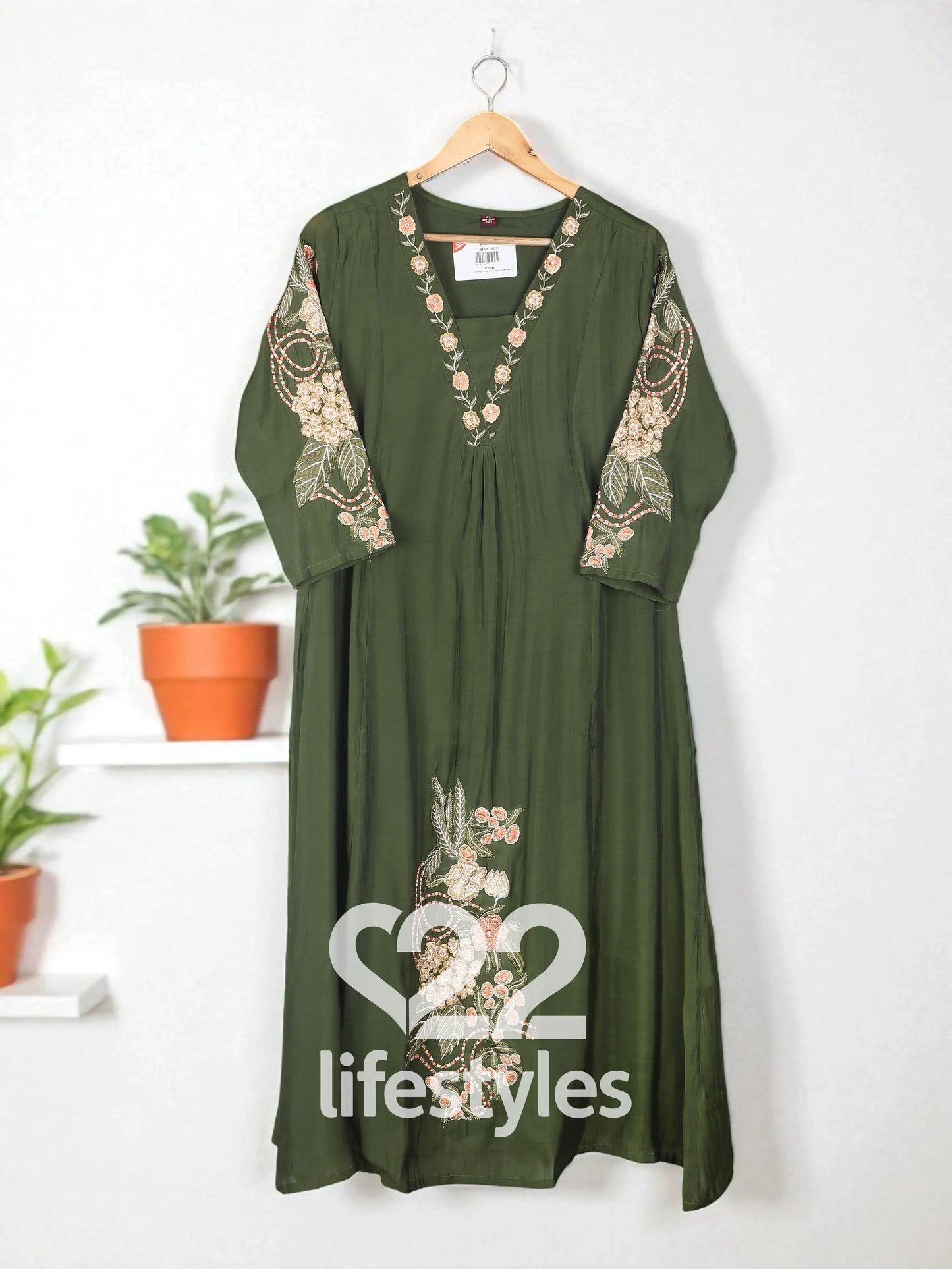 Green Mul-Chanderi Readymade Salwar Suit